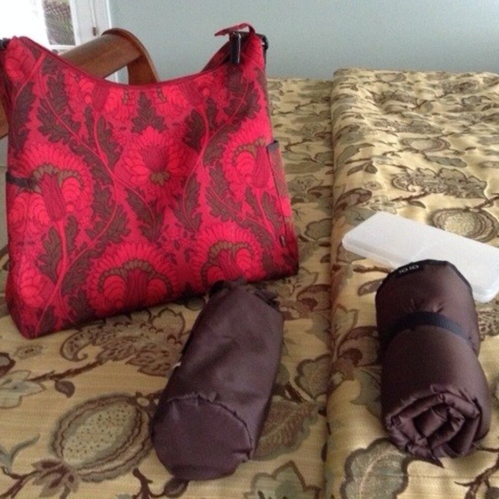 OIOI AUSTRALIA RED DAMASK HOBO DIAPER TOTE BAG, LN